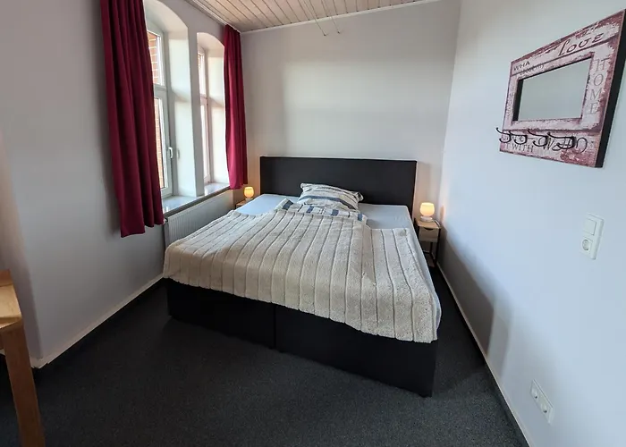 Апартаменты Alte Stadthauswohnung Mit Flair Целле