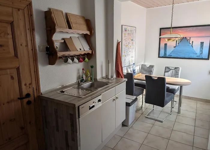 Alte Stadthauswohnung Mit Flair *